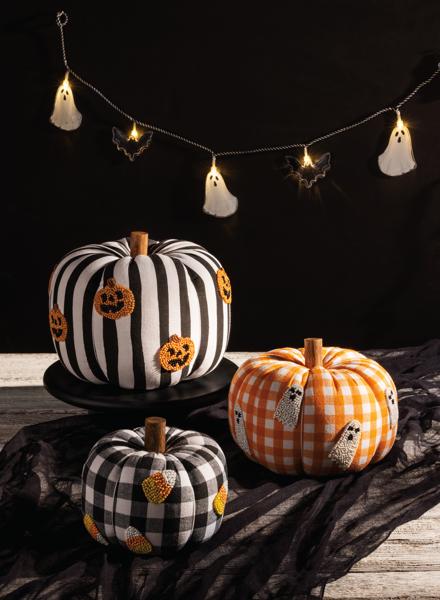 Mudpie Ghost Beaded Icon Pumpkin