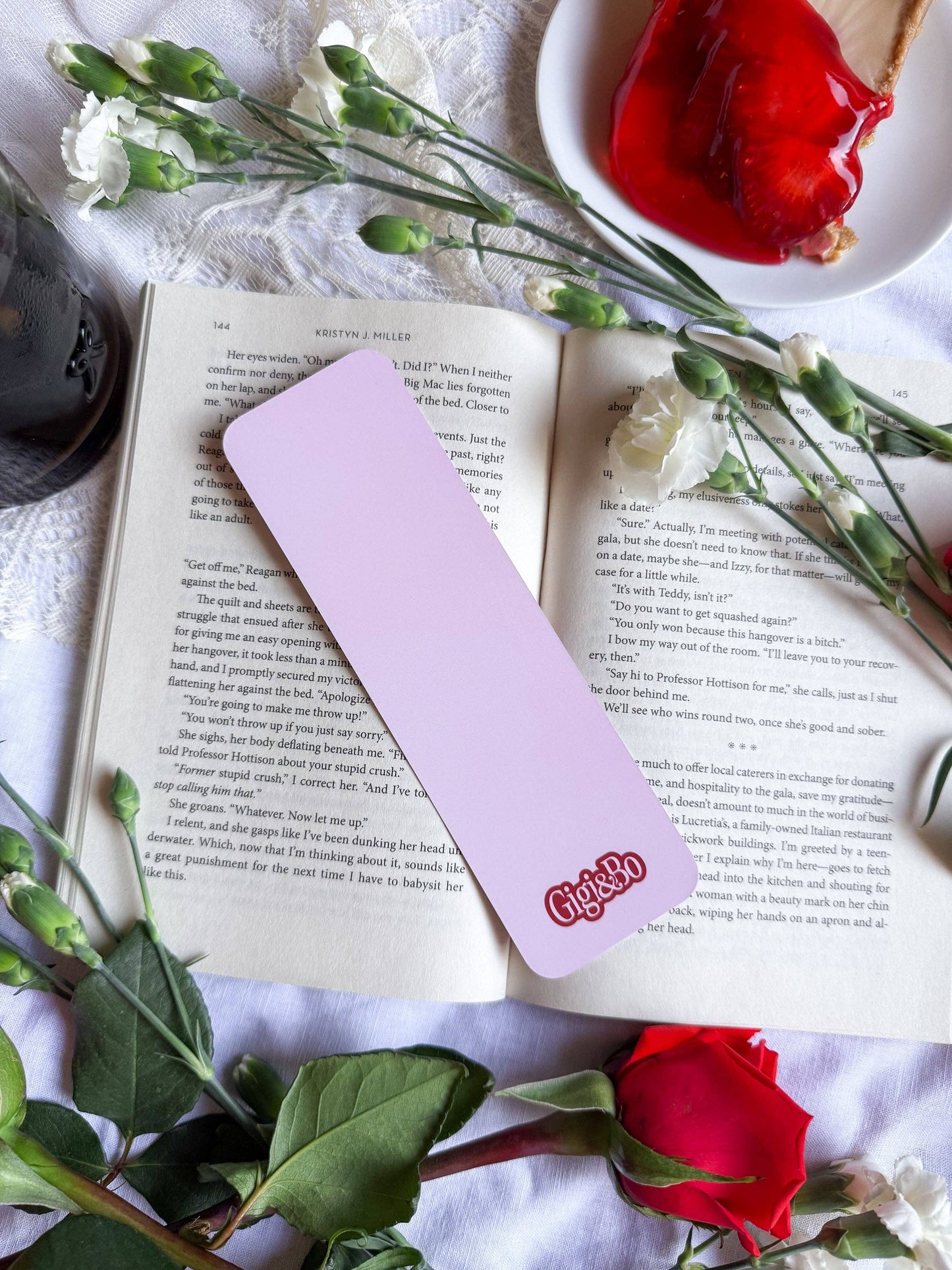 Pretty Girls Read Smut Bookmark: No