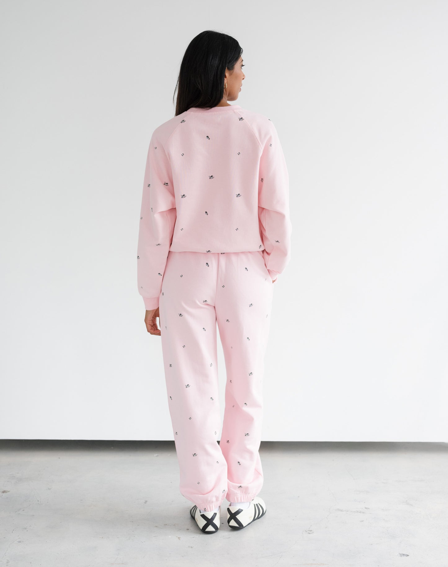 Brunette The Label All Over Flower Oversized Jogger