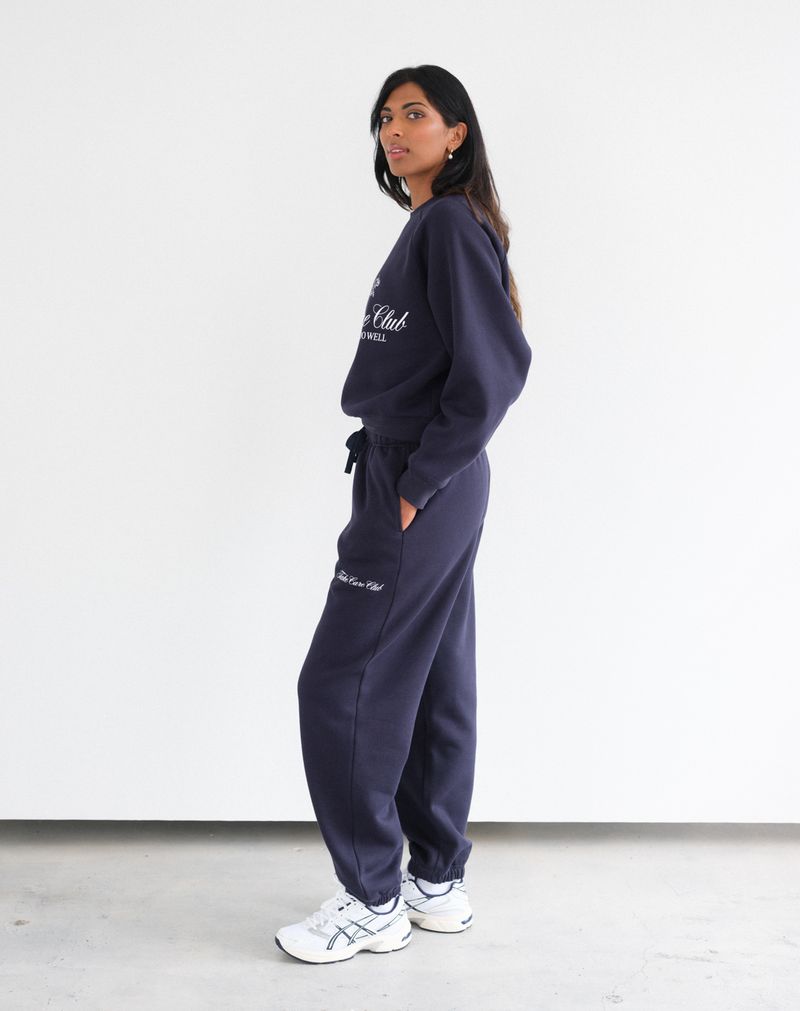 Brunette The Label Take Care Perfect Crew