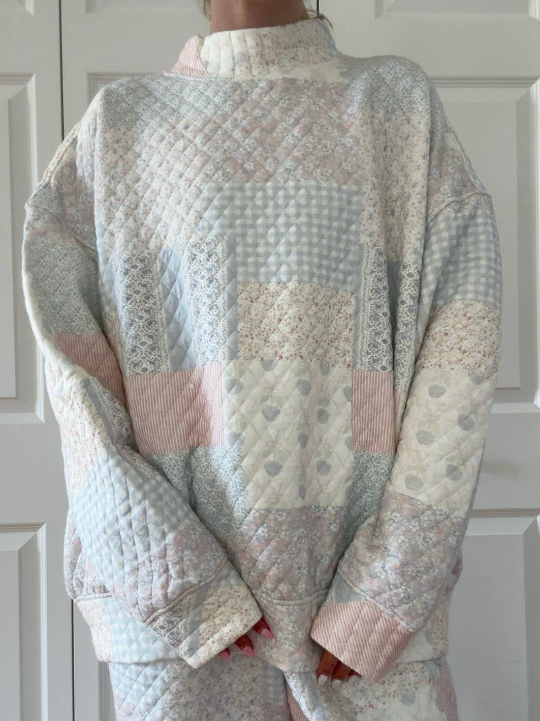 Blue Quilted Pastel Mockneck Sweatshirt