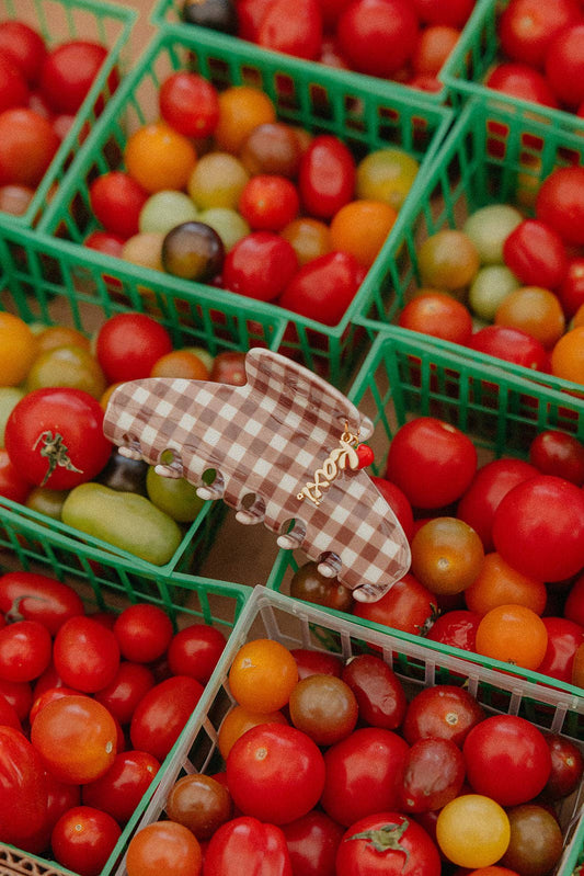 BROWN GINGHAM TOMATO CHARM CLAW: MIDI