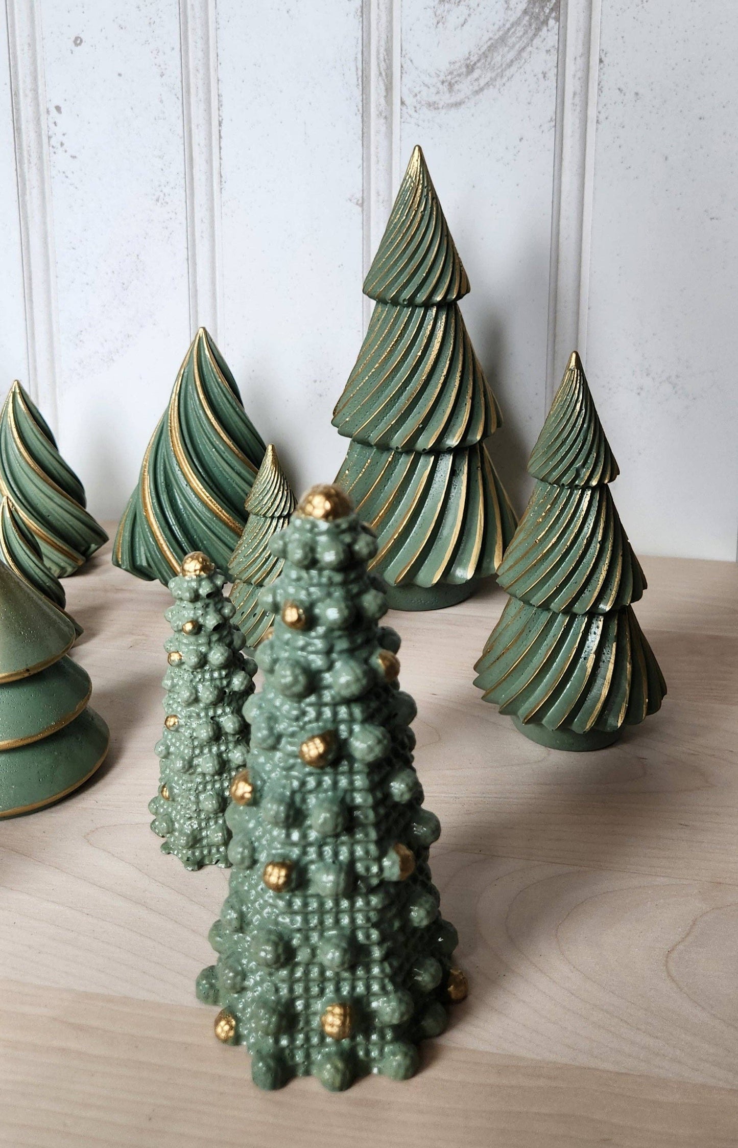 Concrete Christmas Trees - Spruce Small Twirly