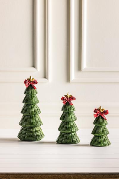 Mudpie Medium Wicker Resin Tree Sitter