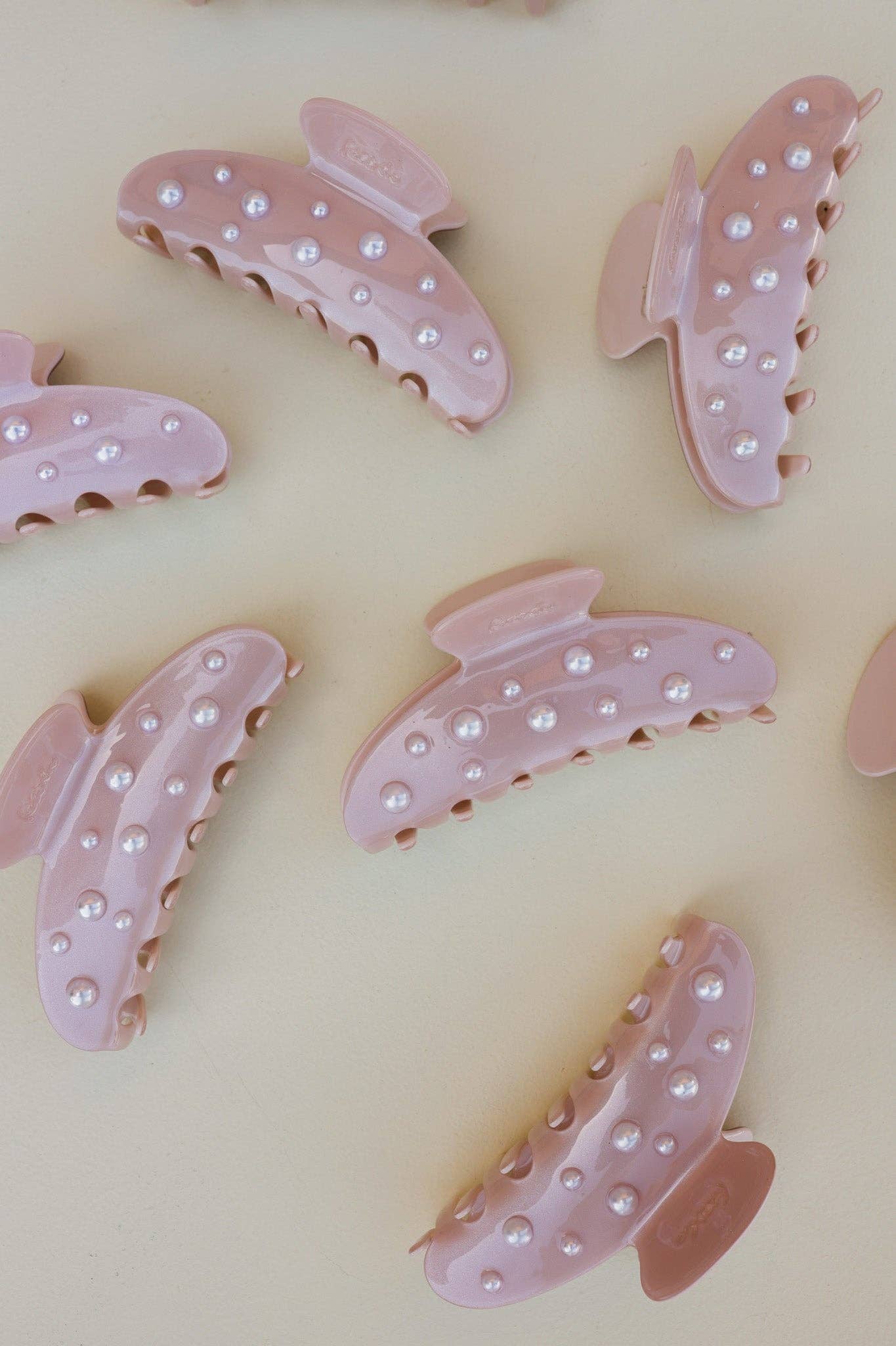 Spring Fling Pearl Claw Clip