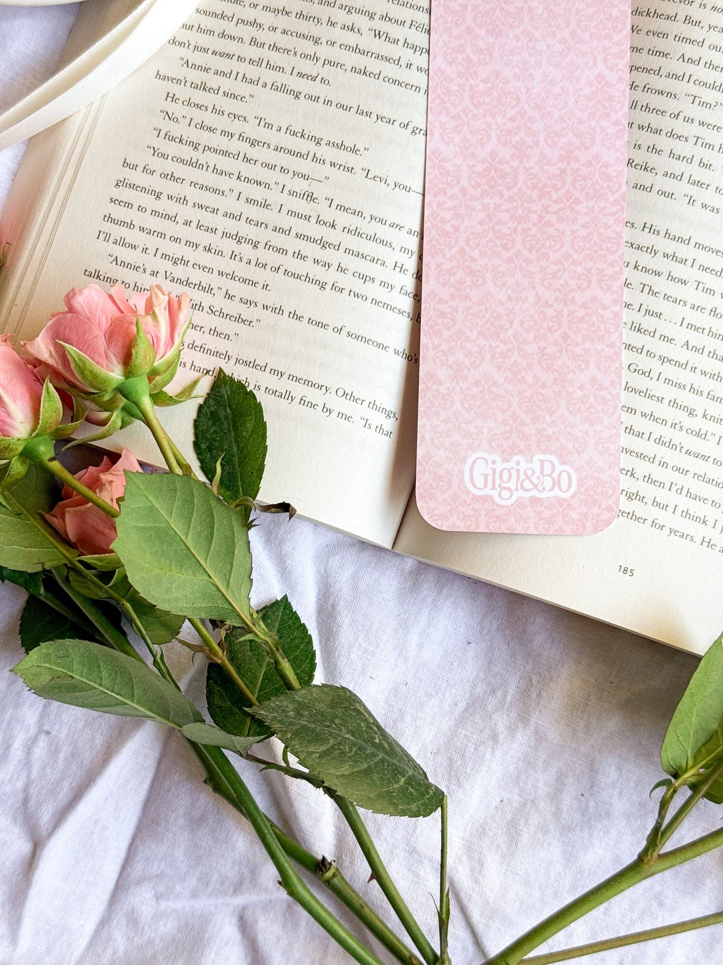 Romance Girlie Bookmark: No