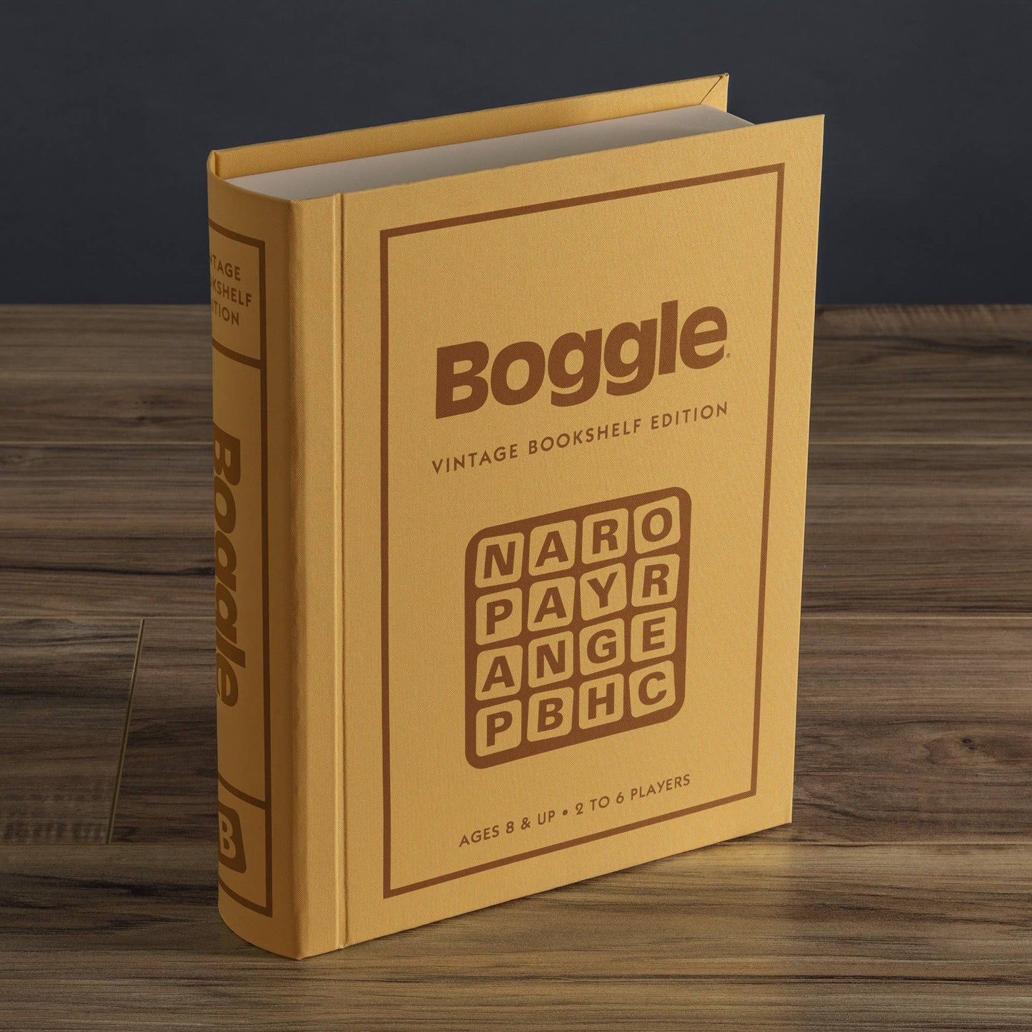 Boggle Vintage Bookshelf Board Game