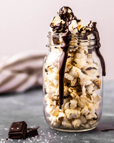 Dark Chocolate & Sea Salt Popcorn: Regular