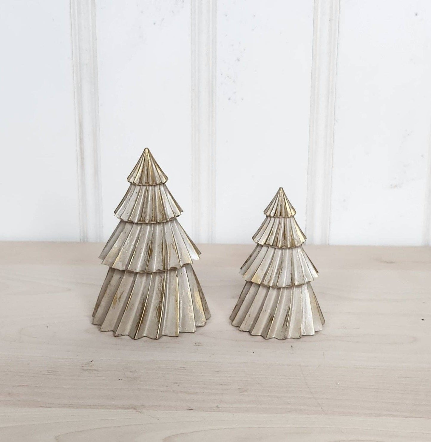 Concrete Christmas Trees - Beige Small Twirly