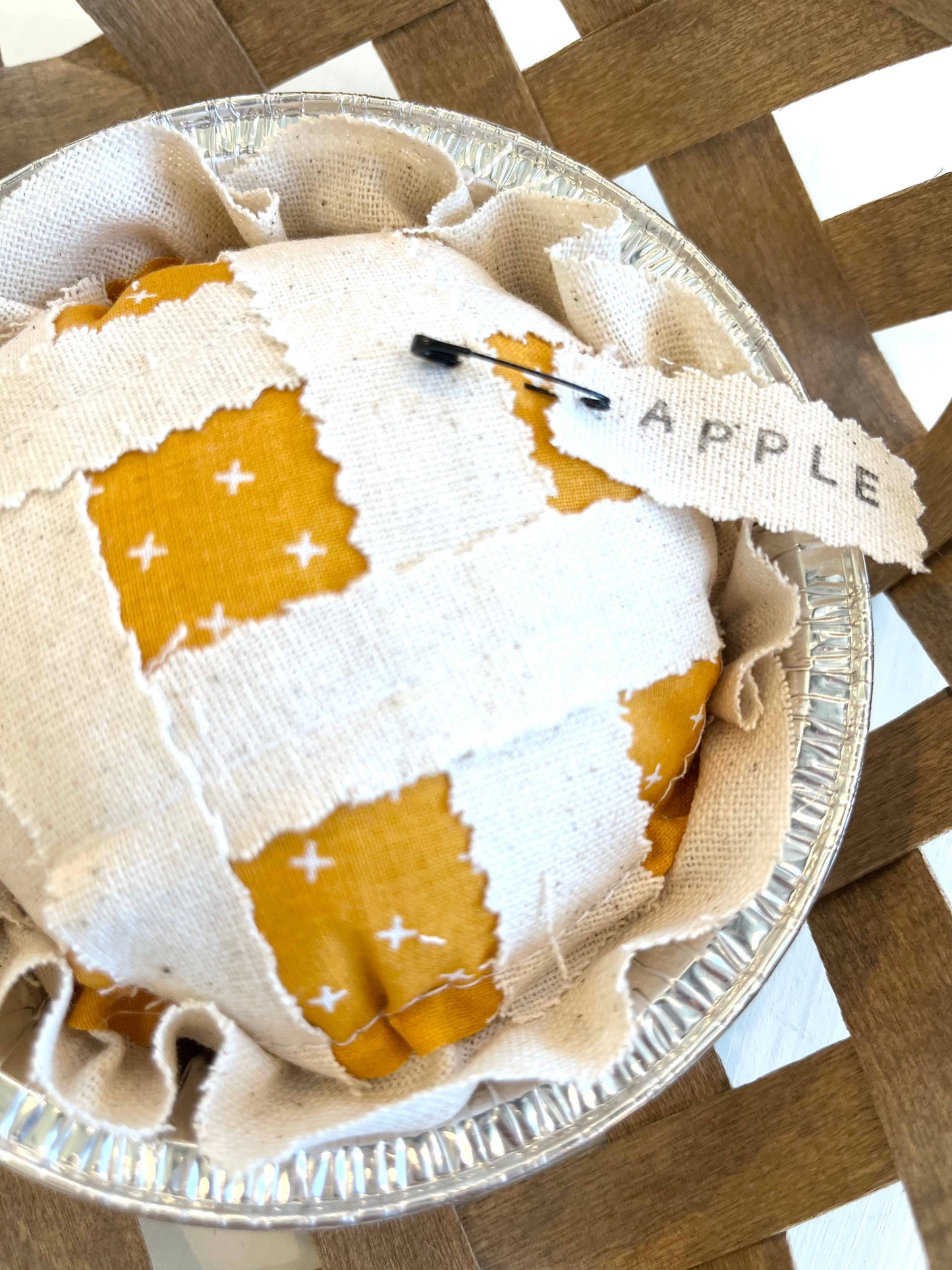 Mini Rustic Fabric Pie - Apple Lattice