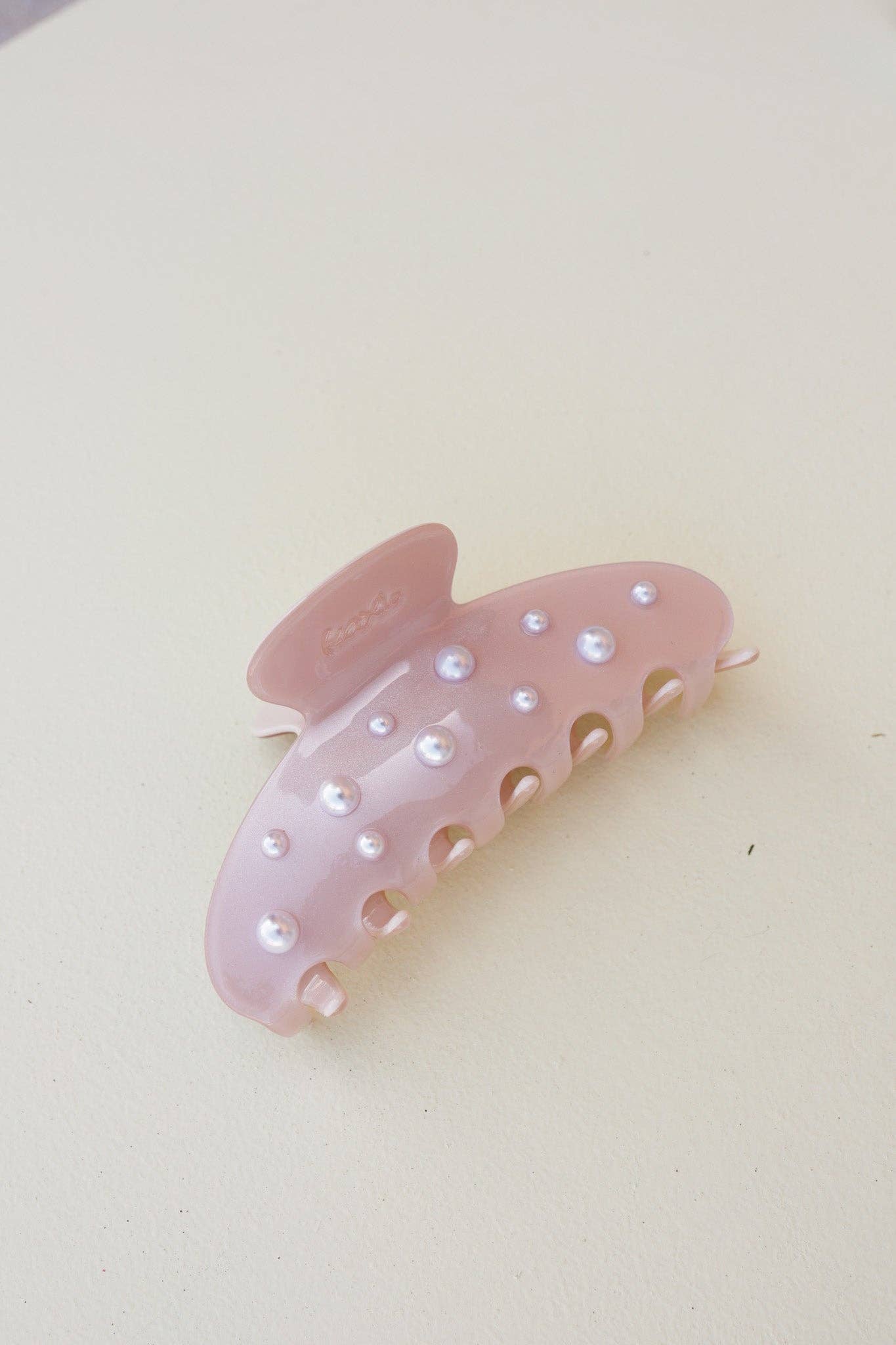 Spring Fling Pearl Claw Clip