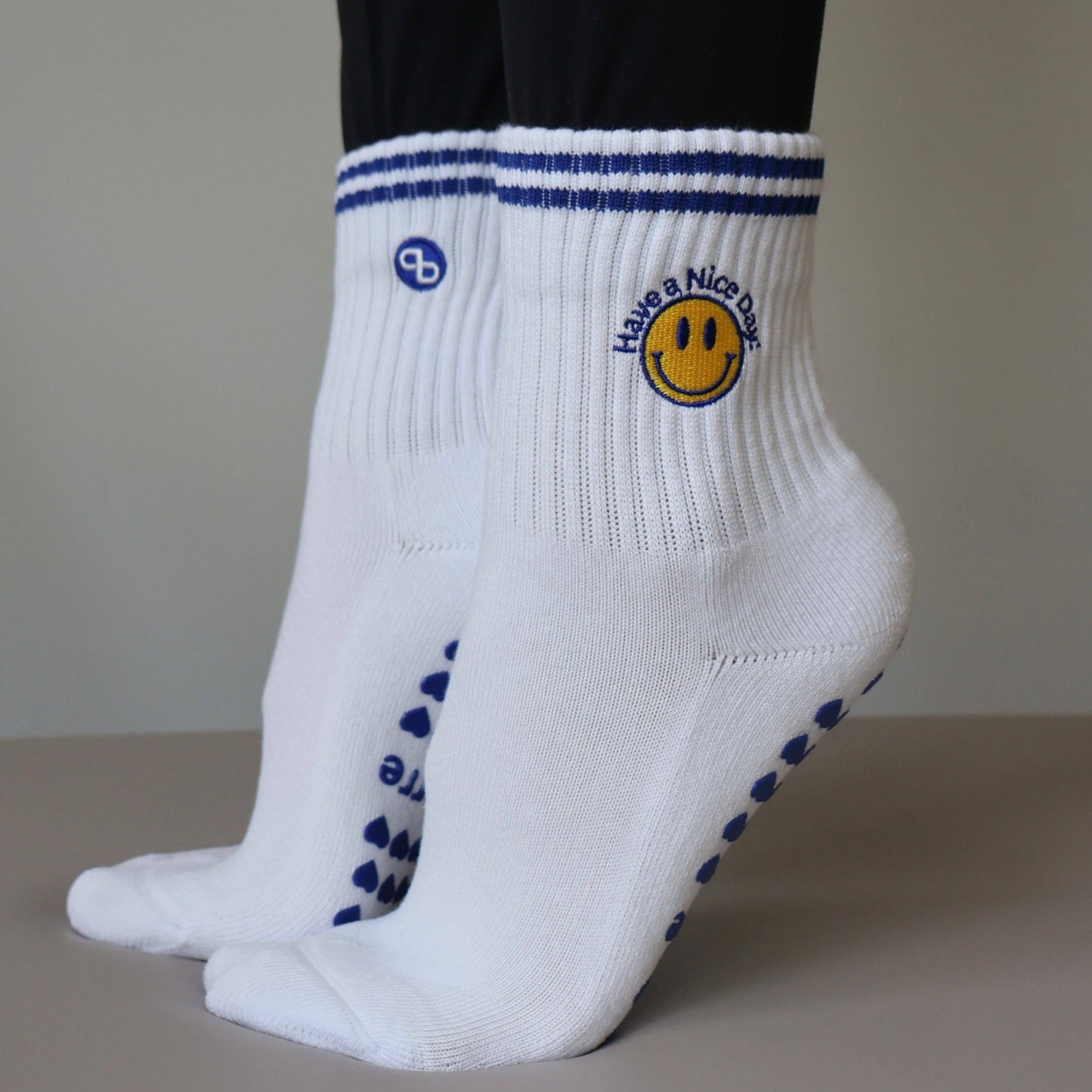 Have a Nice Day Grip Socks