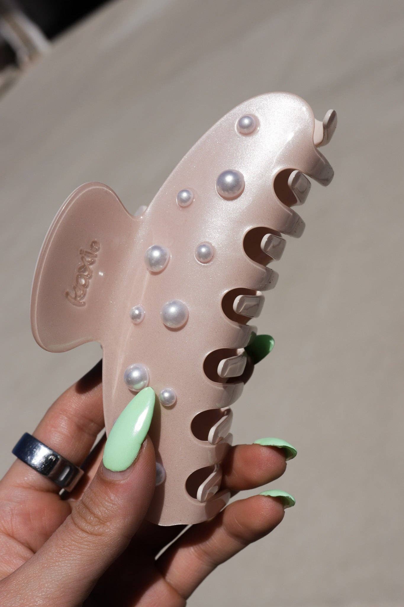 Spring Fling Pearl Claw Clip