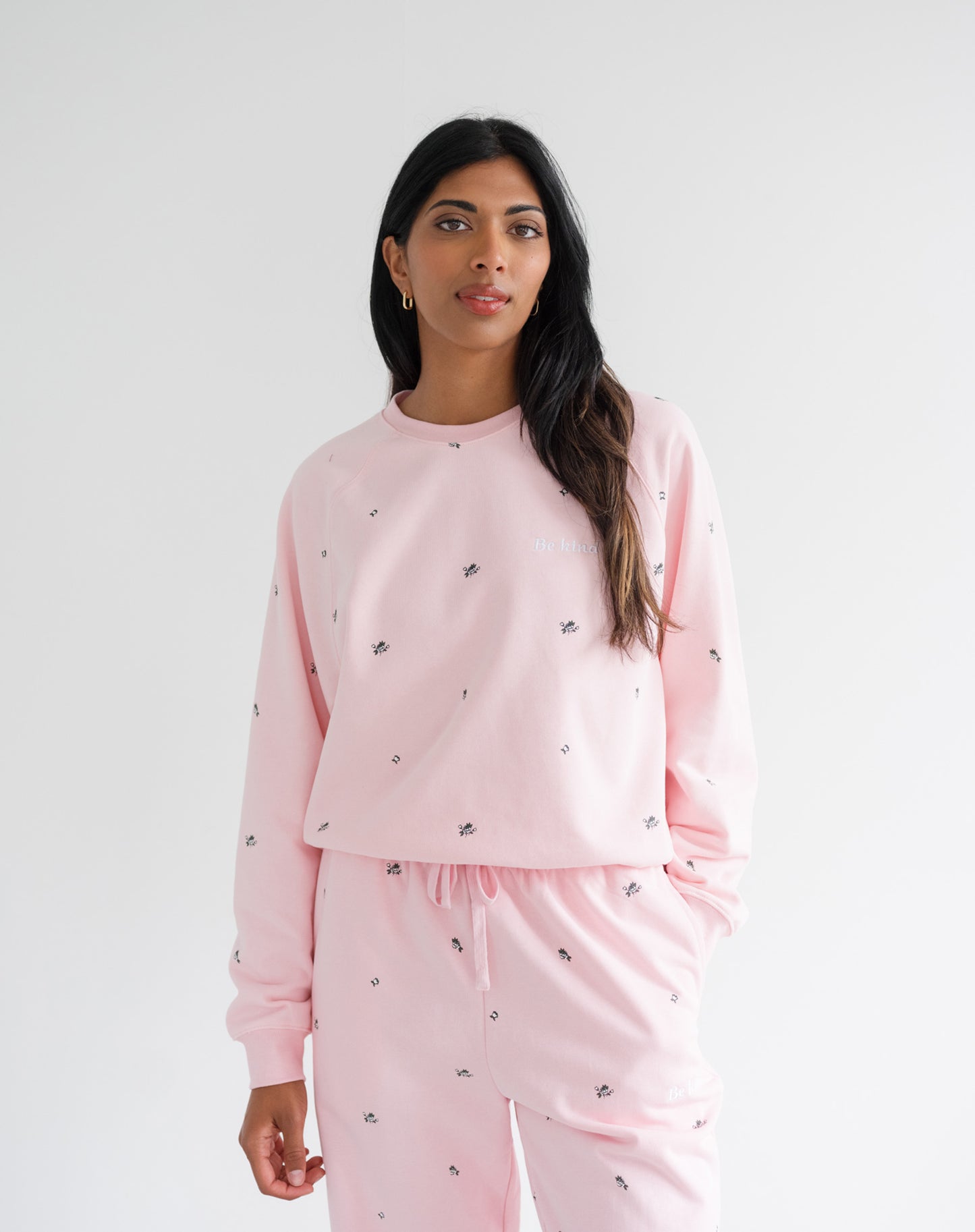 Brunette The Label All Over Flower Perfect Crew