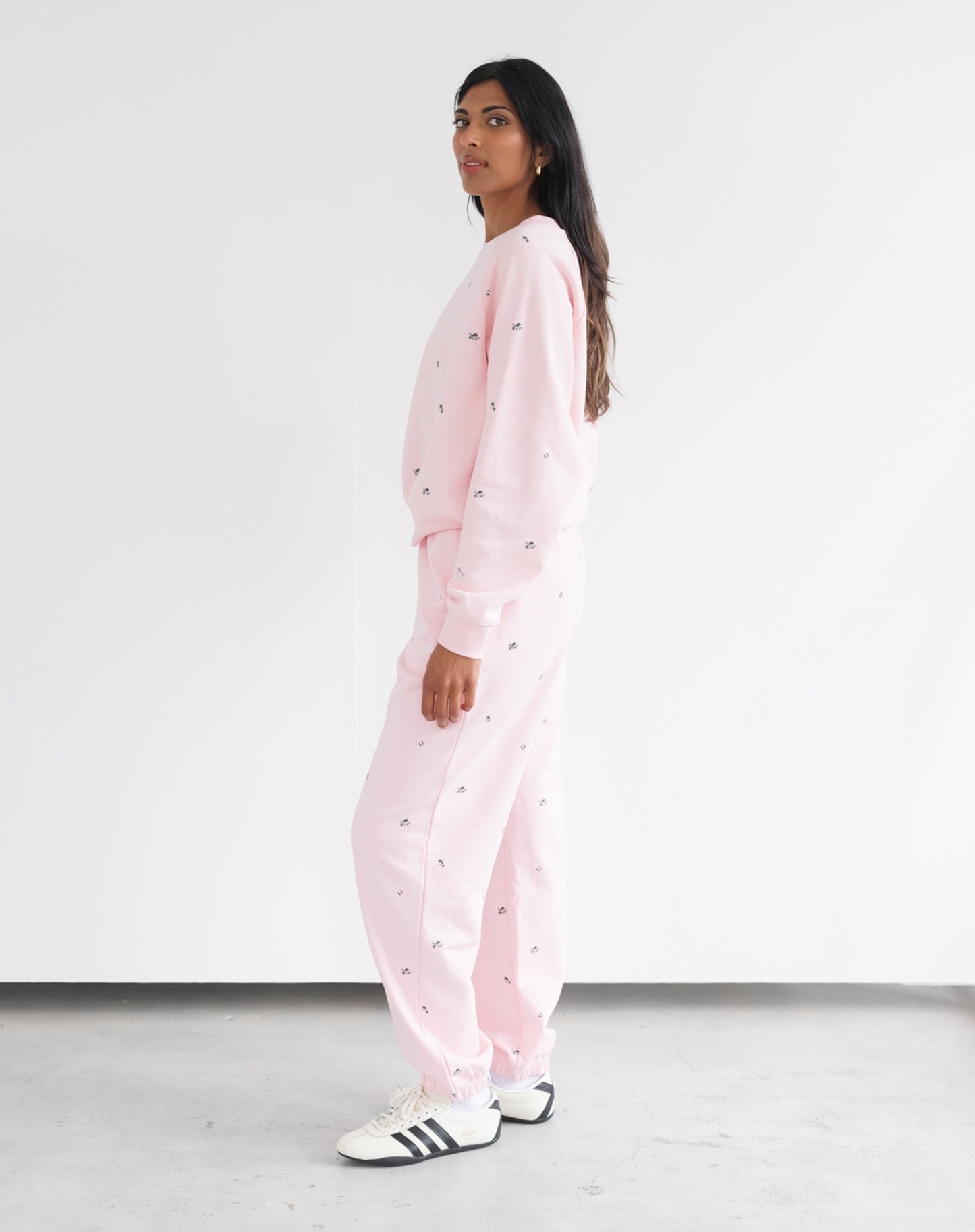 Brunette The Label All Over Flower Oversized Jogger