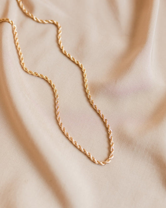 Lavender and Grace Capri Chain Necklace