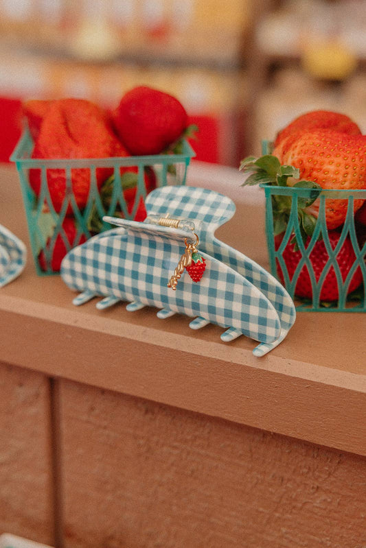 BLUE GINGHAM STRAWBERRY CHARM CLAW: OVERSIZED