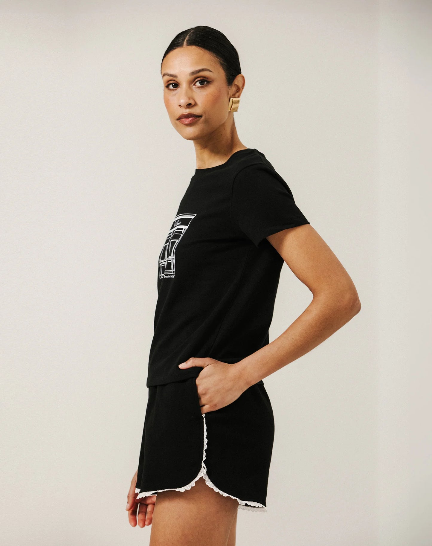 Brunette The Label Cafe Brunette Paris Tee