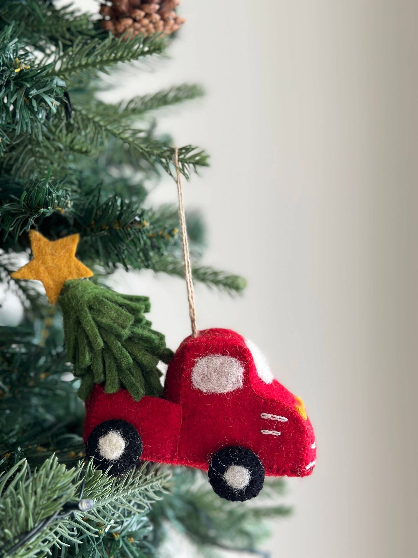 Felt Pickup Truck with Christmas Tree Ornament