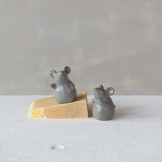 Stoneware Mouse Reactive Glaze