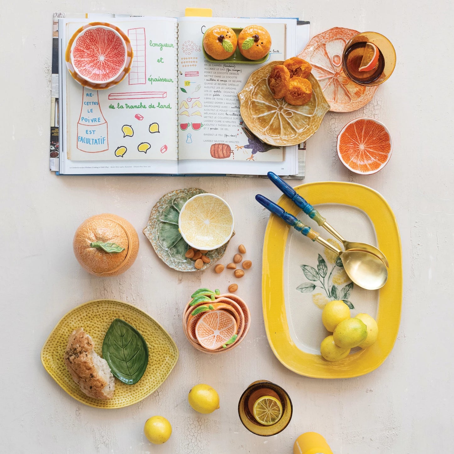 Stoneware Platter With Lemons